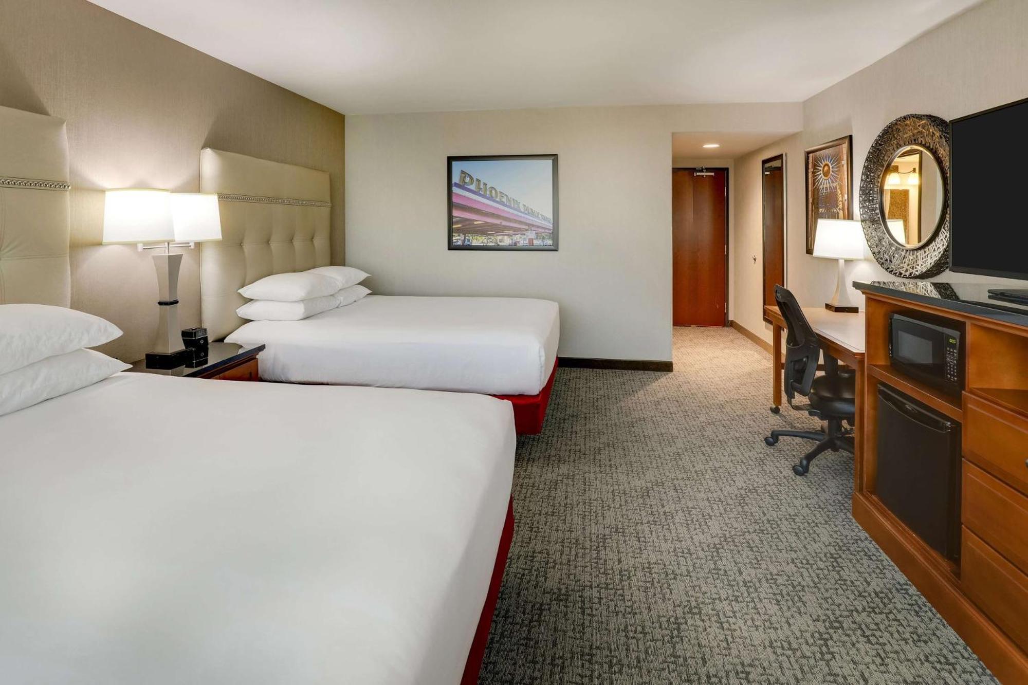 Drury Inn & Suites Phoenix Airport Eksteriør billede