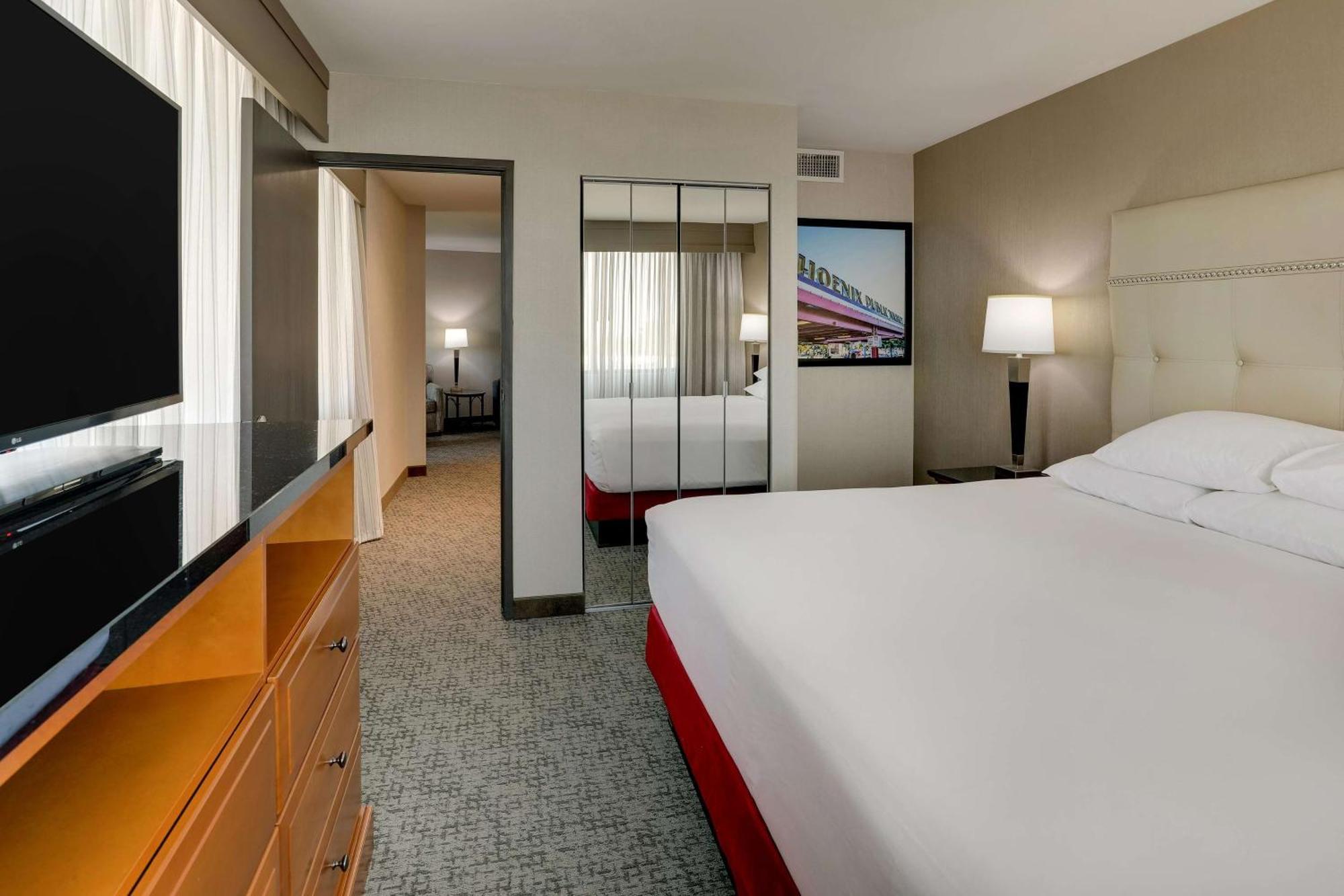 Drury Inn & Suites Phoenix Airport Eksteriør billede