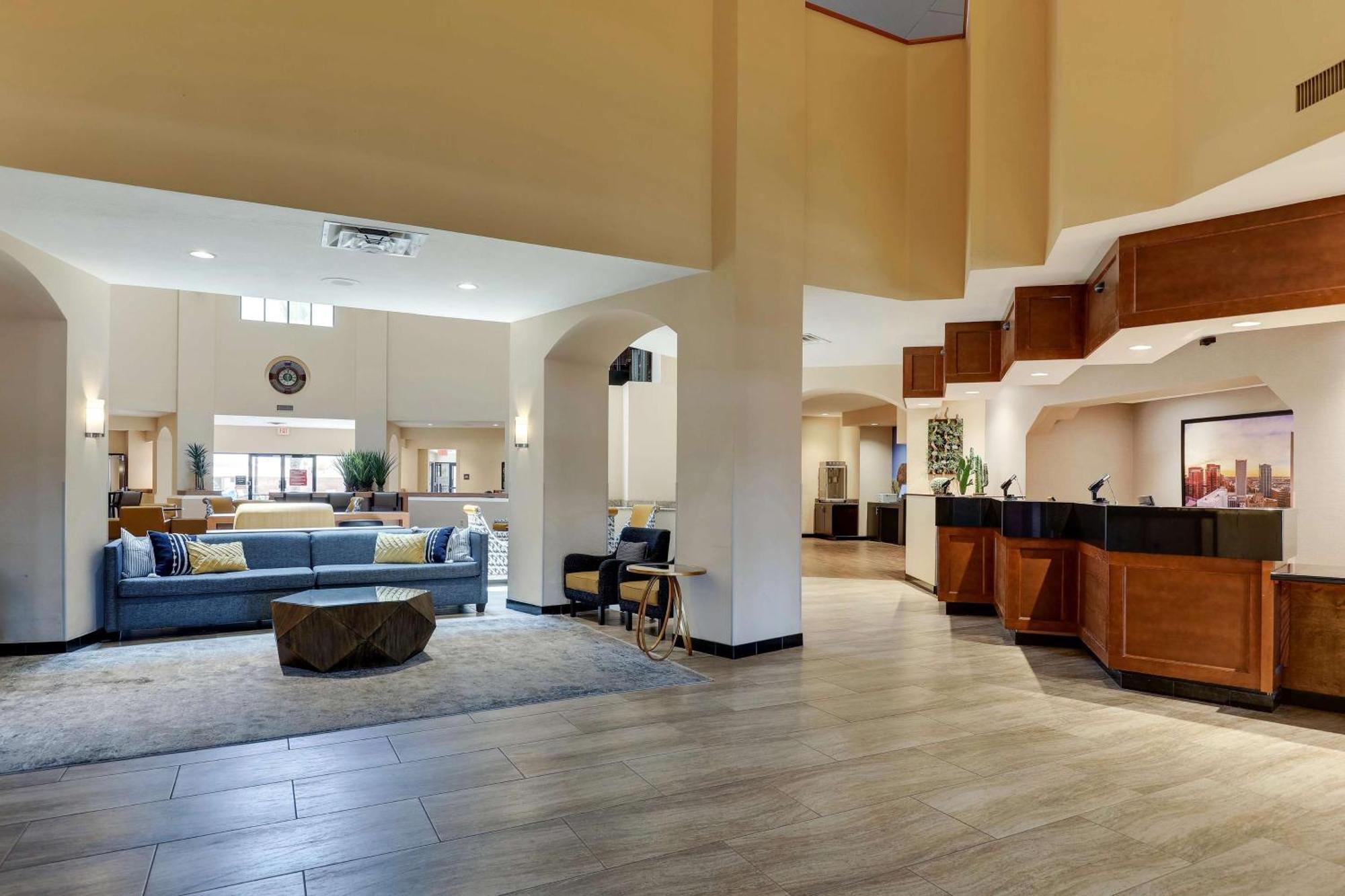 Drury Inn & Suites Phoenix Airport Eksteriør billede